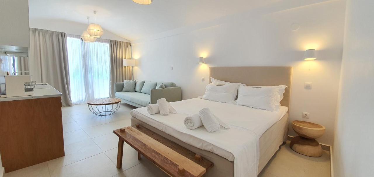 Thea Suites Nea Kallikrateia Luaran gambar