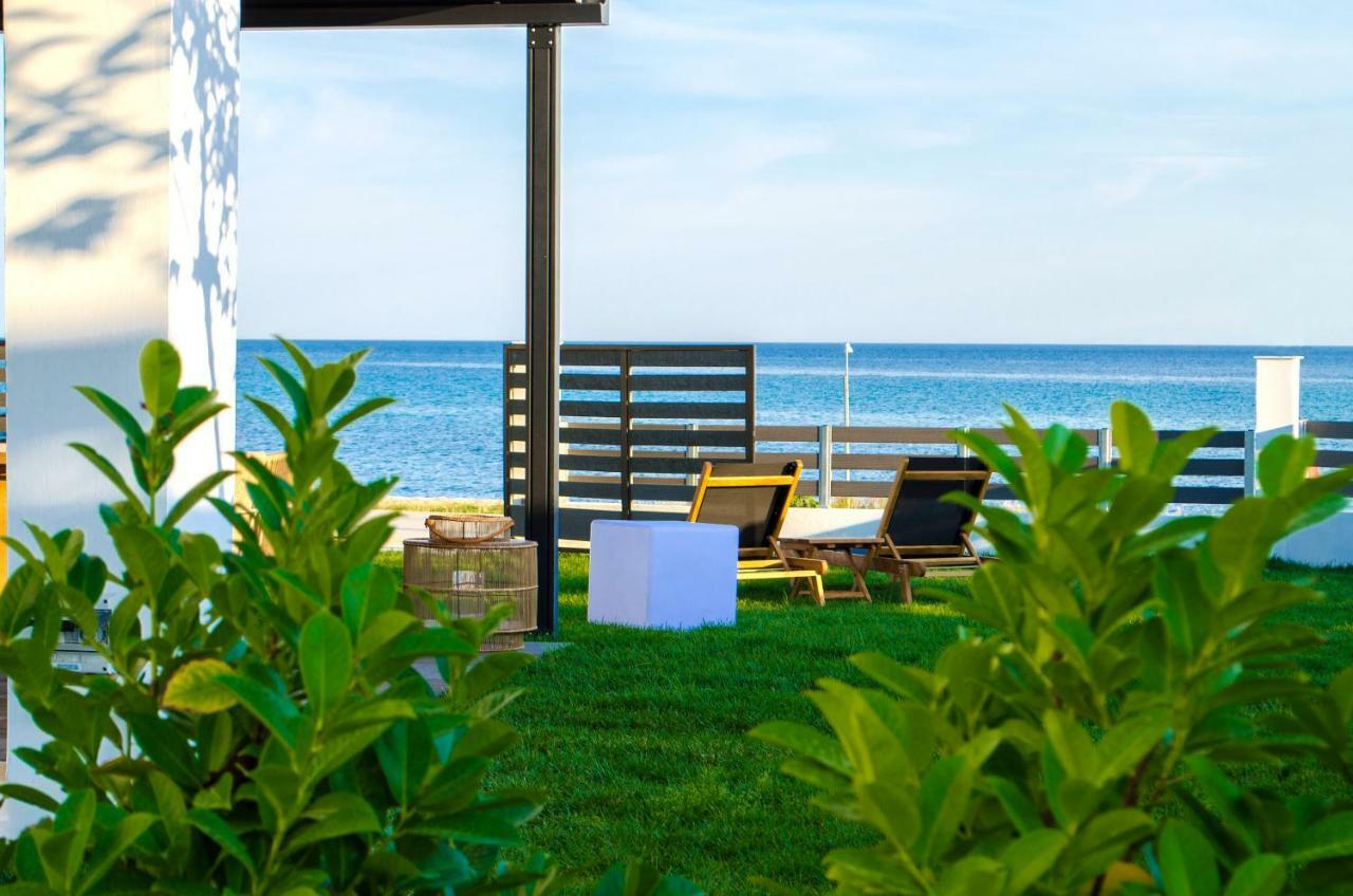 Thea Suites Nea Kallikrateia Luaran gambar